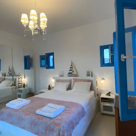 On The Beach, Sarpakis וילה *