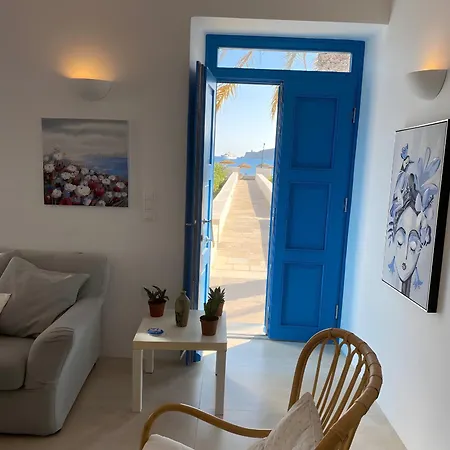 On The Beach, Sarpakis * Tzamaria