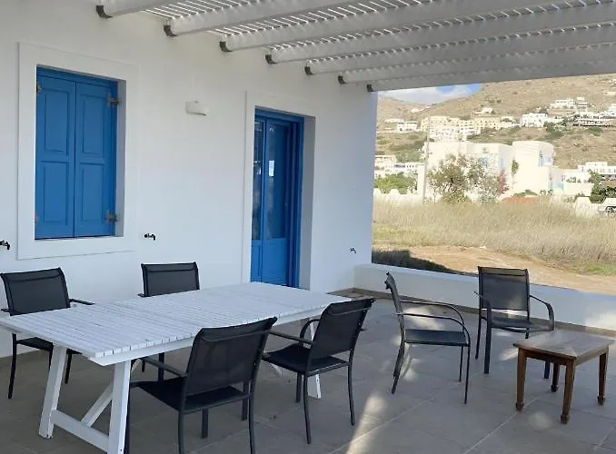 Villa On The Beach, Sarpakis Tzamaria