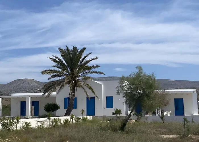 Villa On The Beach, Sarpakis Tzamaria