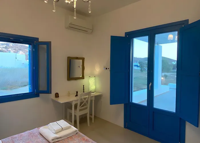 On The Beach, Sarpakis * Tzamaria