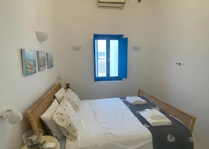 Villa On The Beach, Sarpakis *