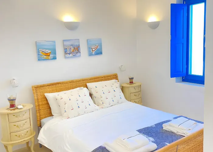 On The Beach, Sarpakis